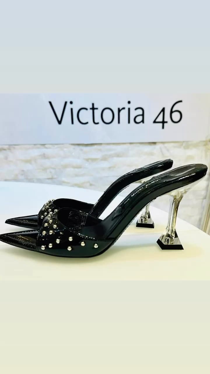 Post 8 by Victoria 46 on Instagram (video)