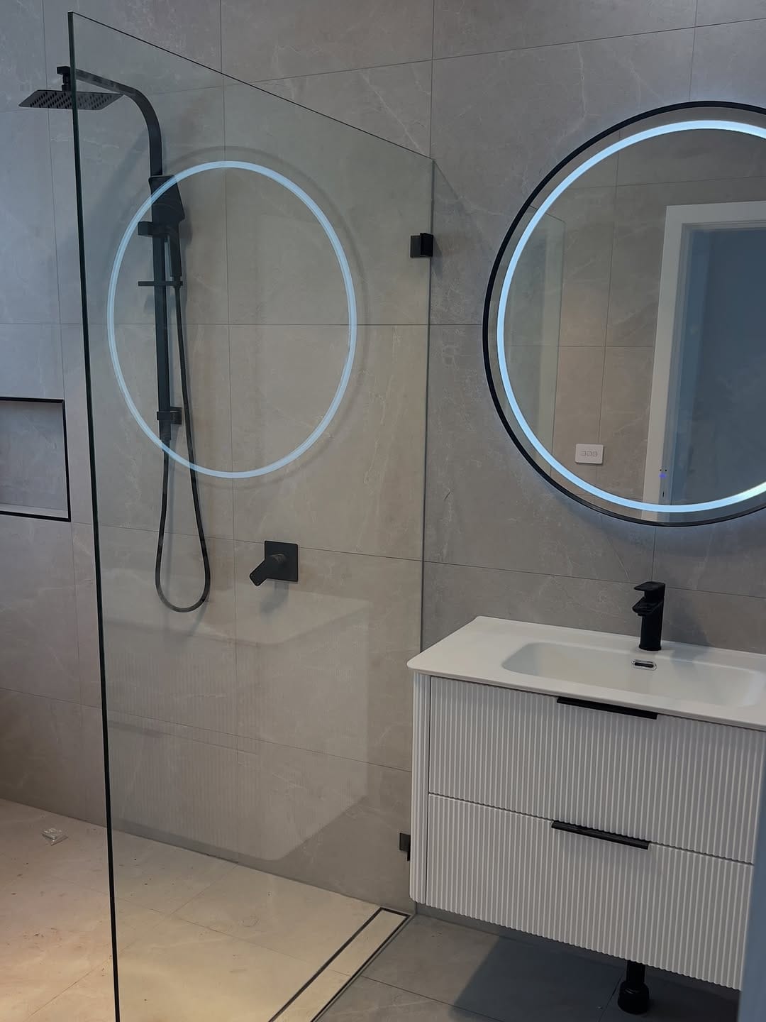 Post 10 by SYDNEY SHOWERSCREENS SPECIALIST on Instagram (image)