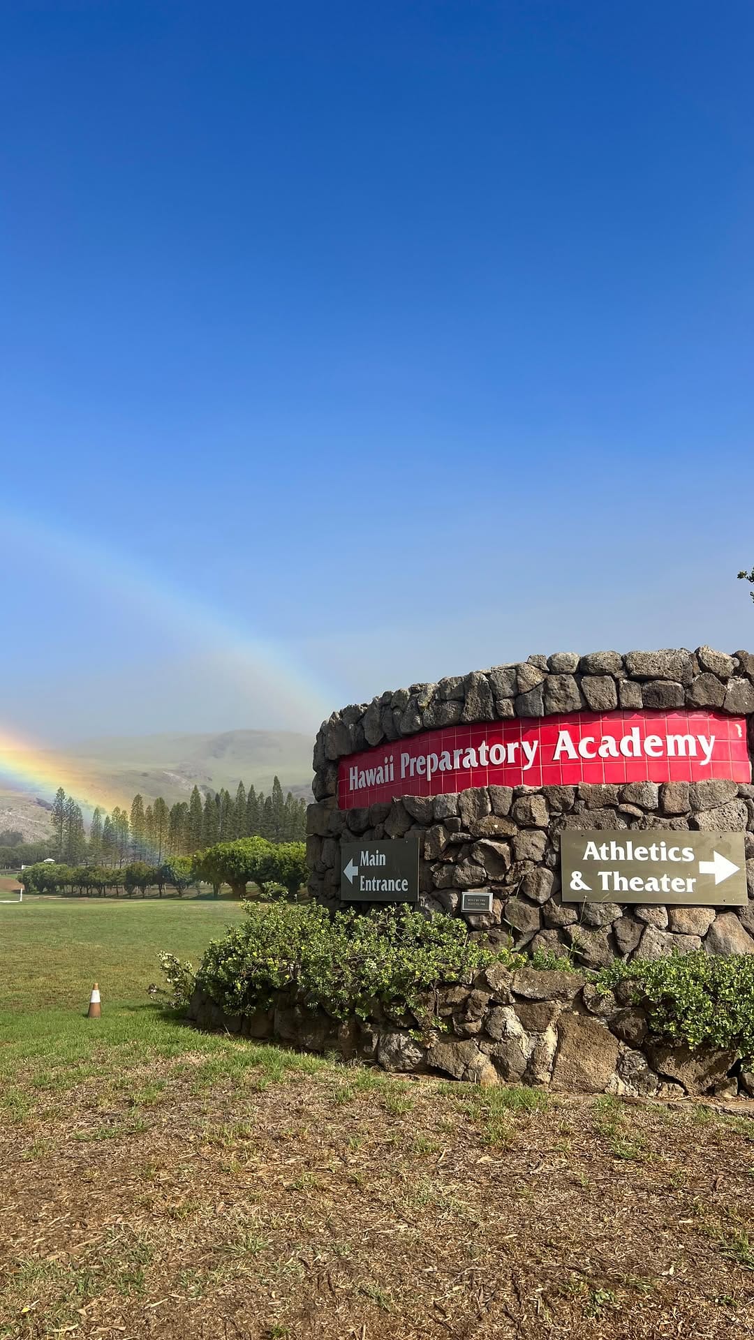 Post 9 by Hawaiʻi Preparatory Academy on Instagram (video)