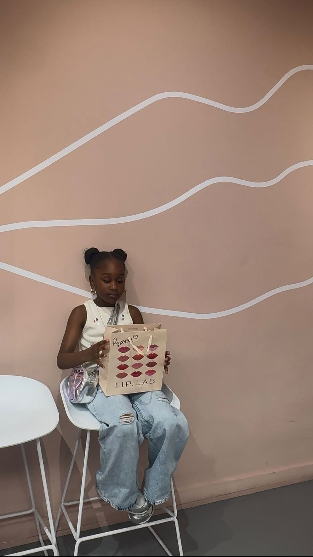 Post 7 by Kenniqua (Ken-neek-qua) | Las Vegas on Instagram (video)
