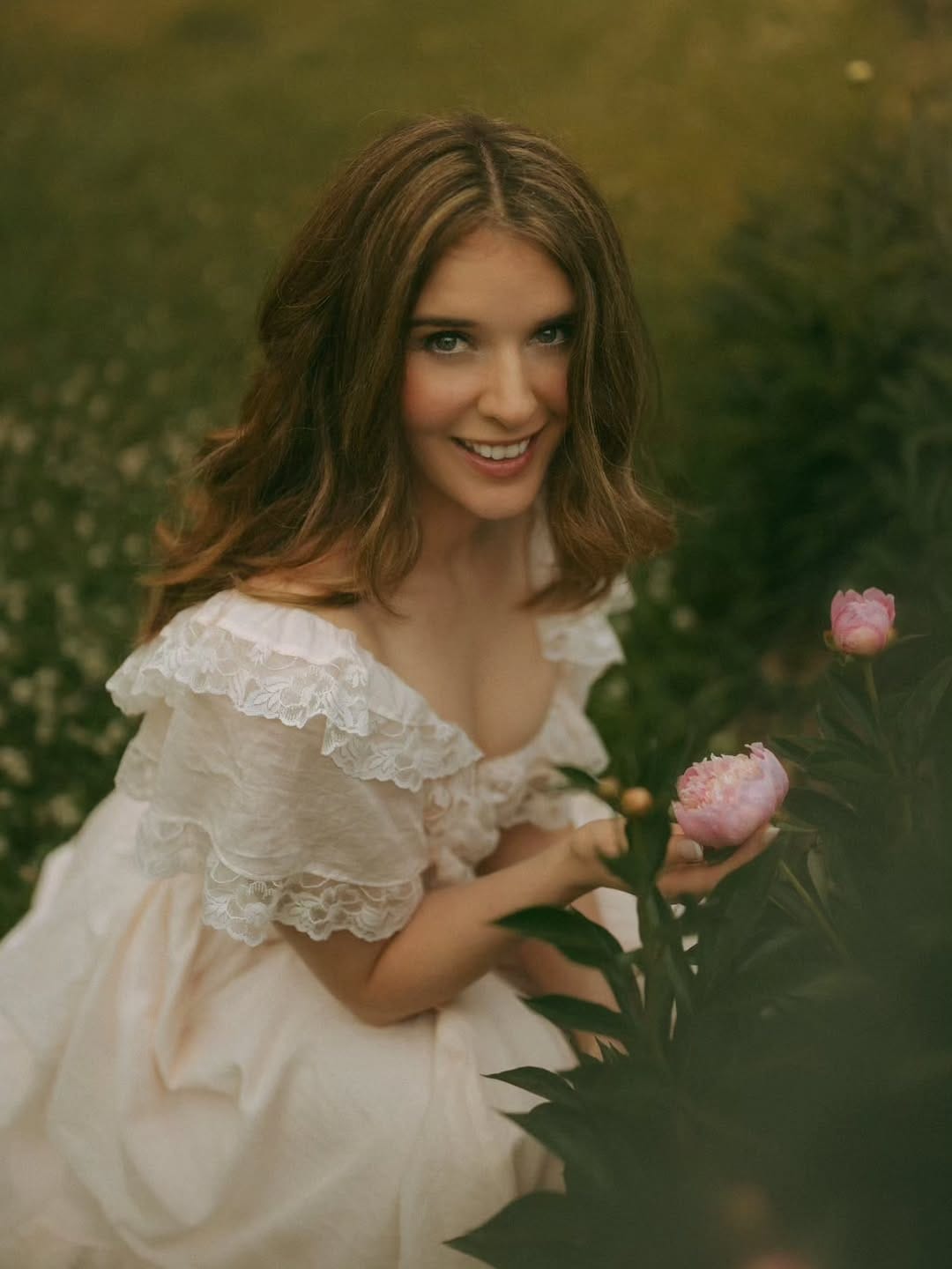 Post 2 by The Kindred Soul Dress Rentals on Instagram (carousel)
