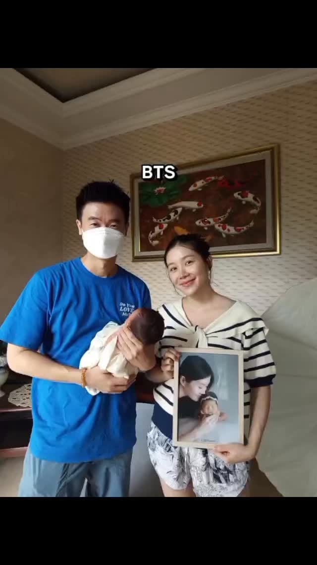 Post 9 by Little Bunniess Newborn Photography on Instagram (video)