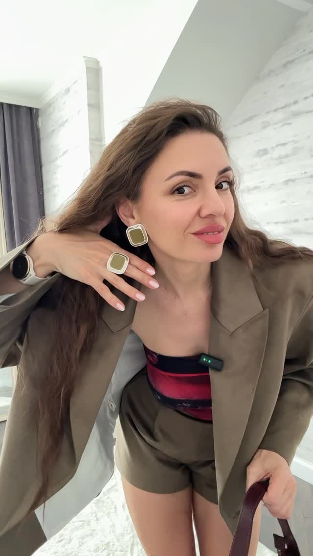 Post 1 by ЖІНОЧИЙ ІТАЛІЙСЬКИЙ ОДЯГ | AMOR AMOR on Instagram (video)