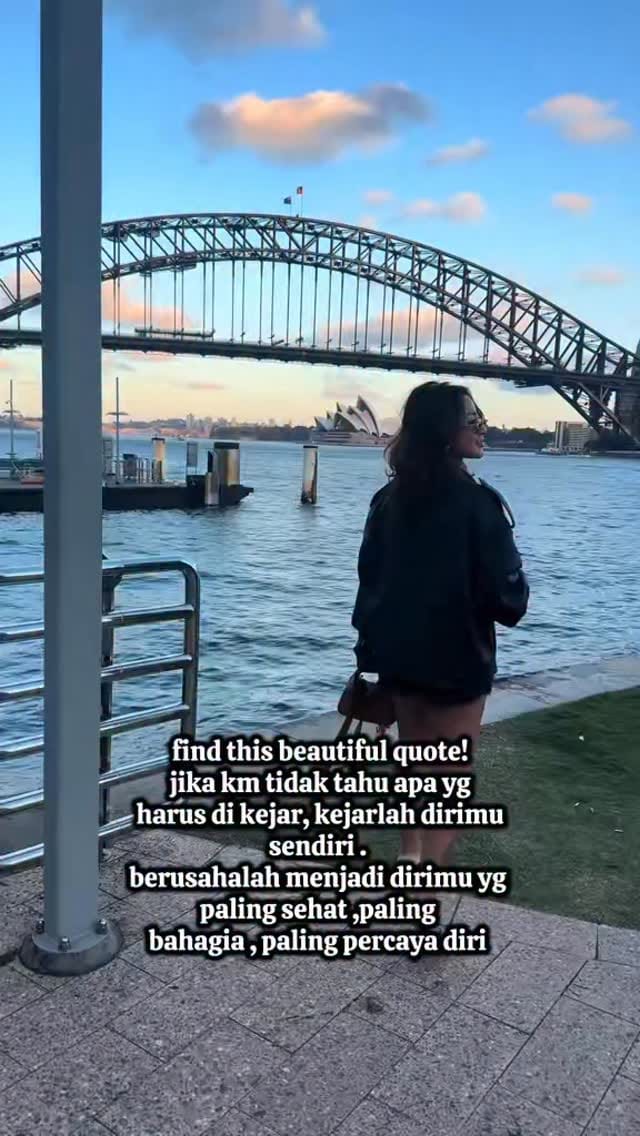 Post 4 by @lailyfikyhani_ on Instagram (video)