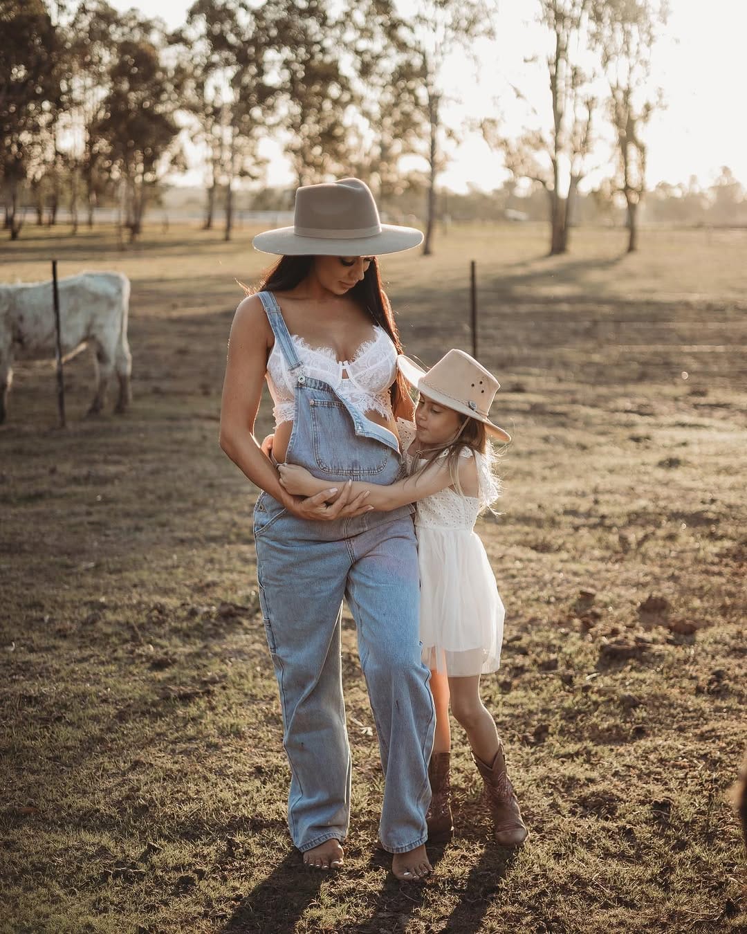 Post 9 by Gold Coast | Brisbane Photographer – Maternity & Weddings on Instagram (carousel)