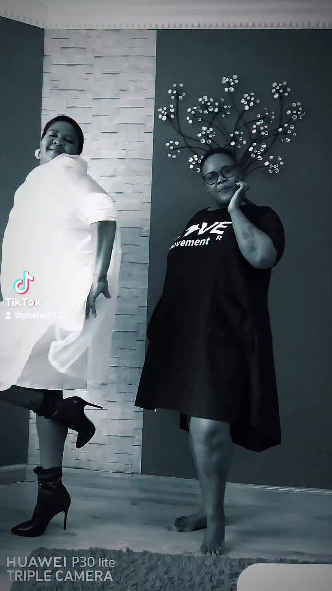 Post 4 by Pheladi Bee Mpila on Instagram (video)