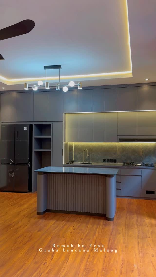 Post 3 by 🏡ruangutama interior on Instagram (video)