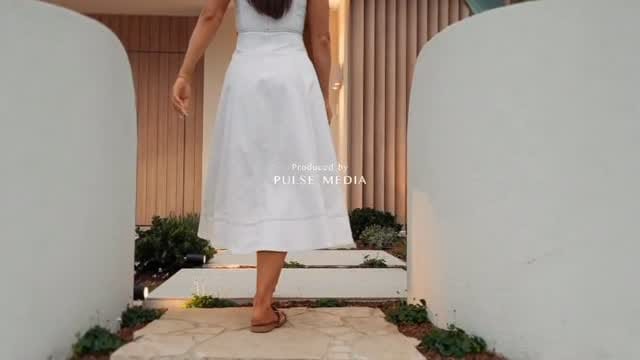 Post 4 by MIA LAKE on Instagram (video)