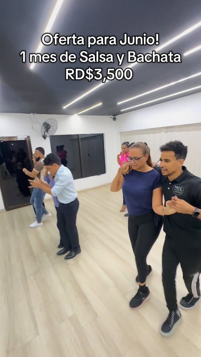 Post 4 by Clases de baile en Mil Pasos on Instagram (video)