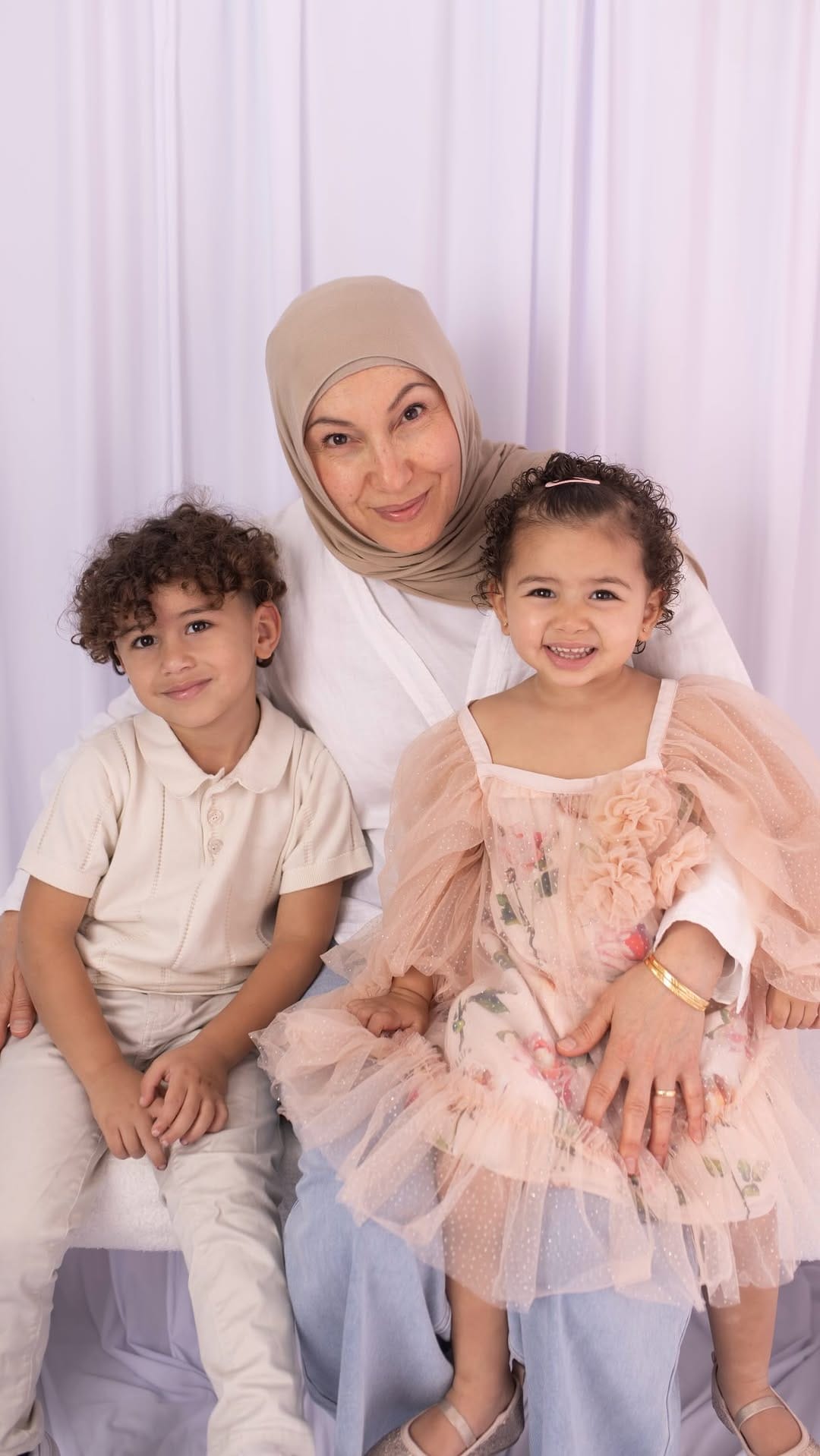 Post 3 by Amanie kalache on Instagram (video)