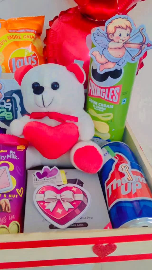 Post 5 by Heavenly Hampers by Niki on Instagram (video)