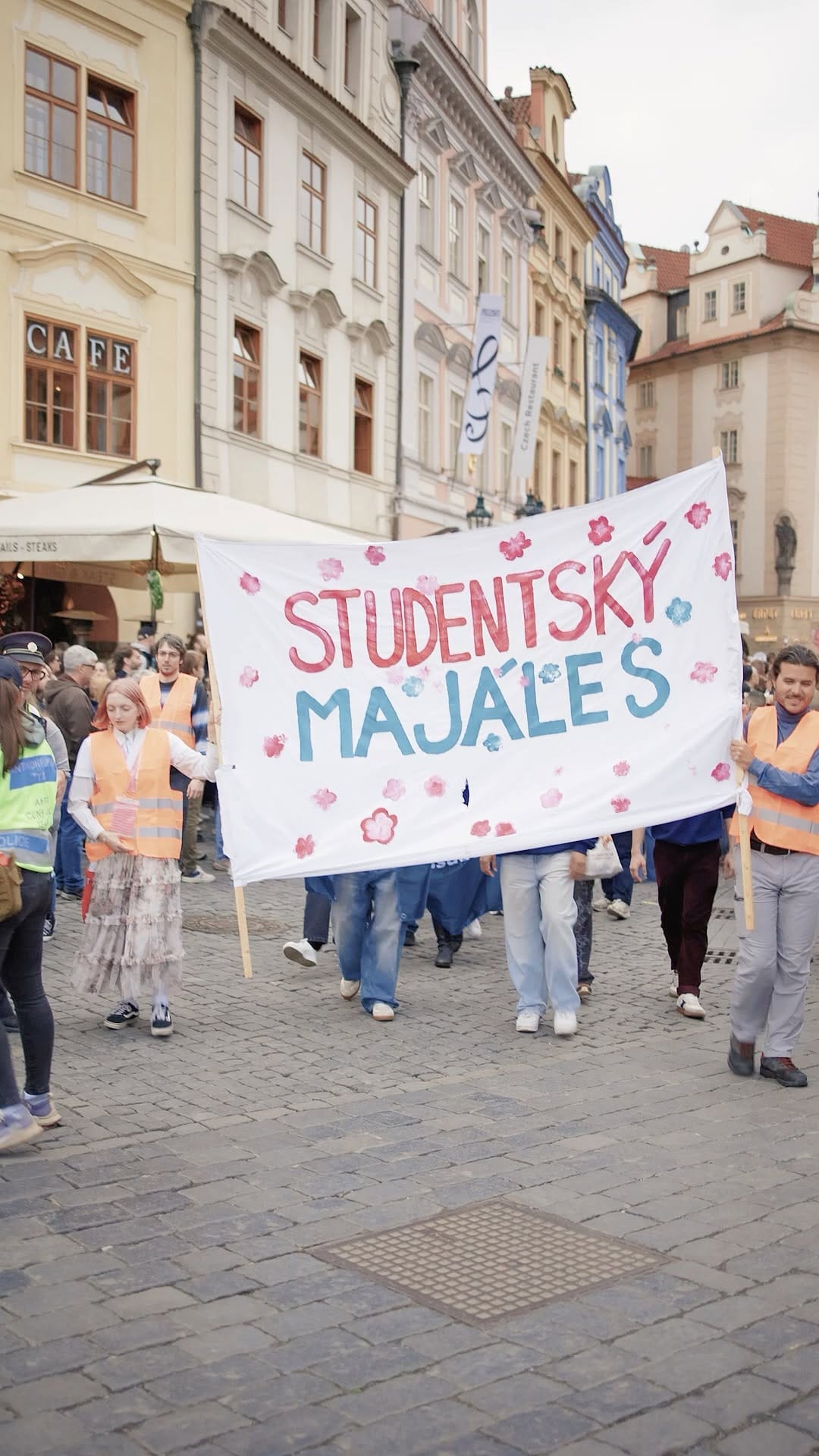 Post 4 by Charles University on Instagram (video)