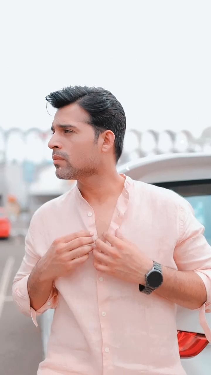 Post 7 by Farhan Qureshii 🇮🇳 on Instagram (video)