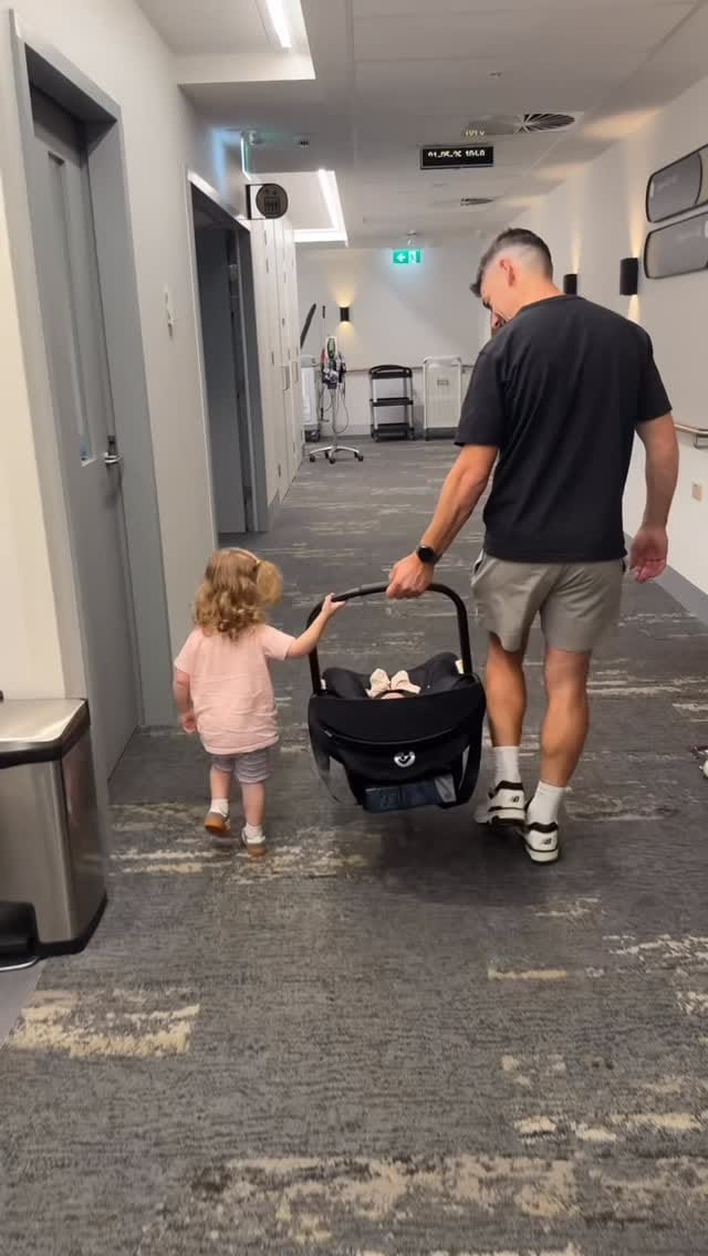 Post 5 by Sara Jones on Instagram (video)