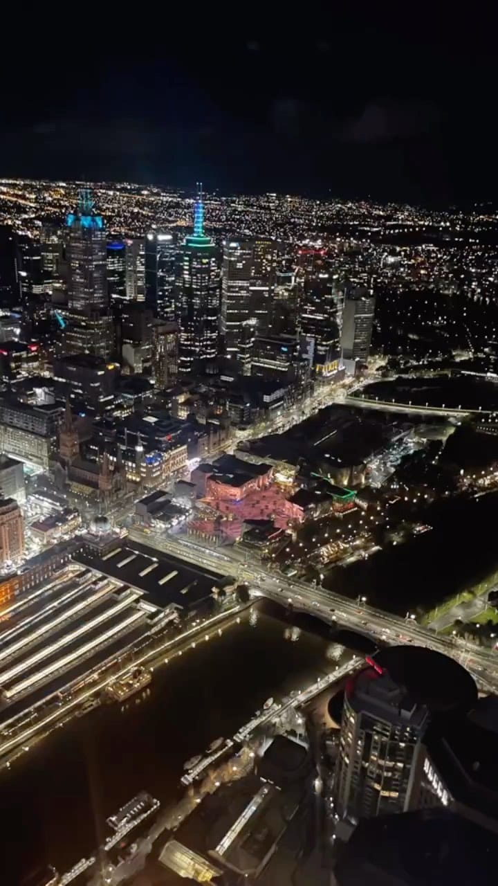 Post 4 by Eat Play Stay Australia on Instagram (video)