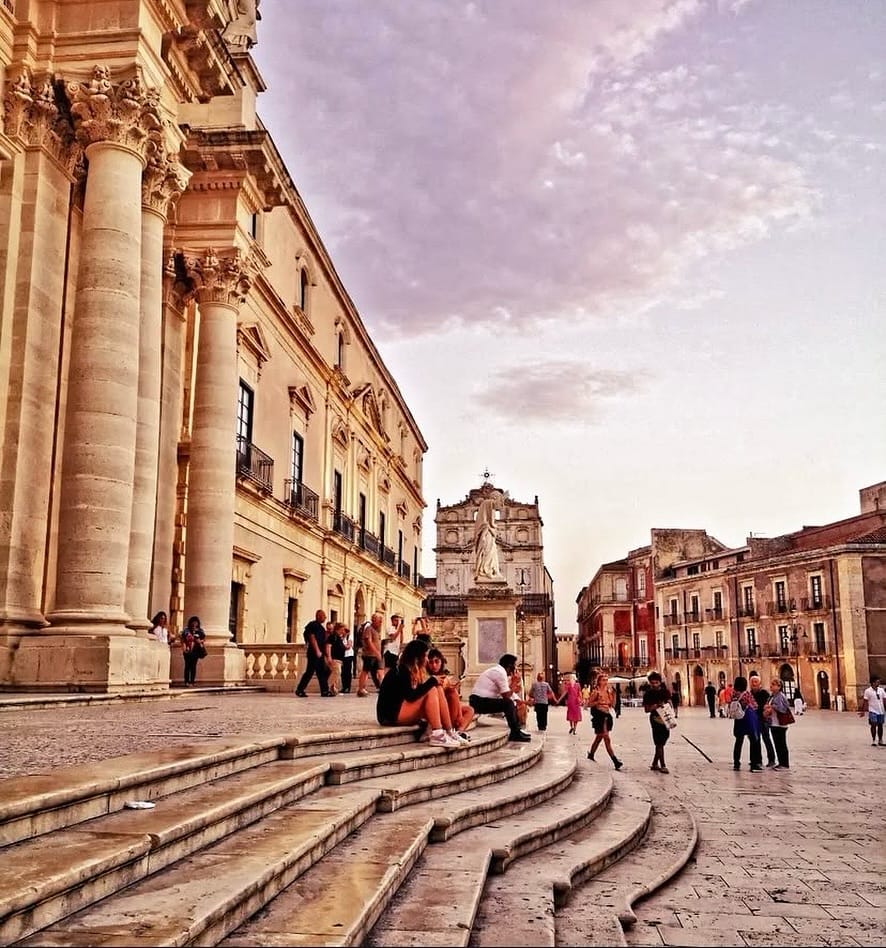 Post 7 by PHOTOGROUP SIRACUSA on Instagram (image)