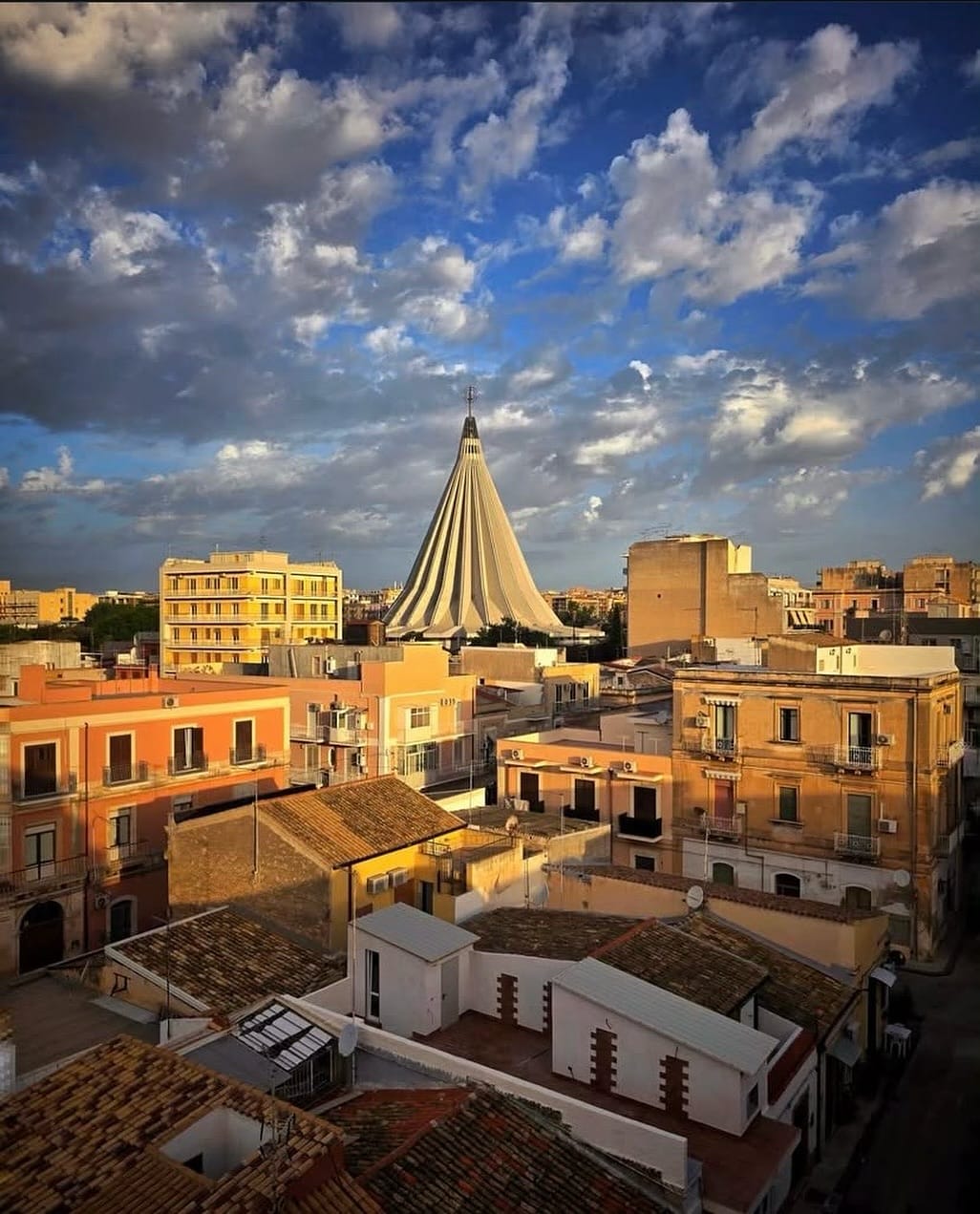 Post 5 by PHOTOGROUP SIRACUSA on Instagram (image)
