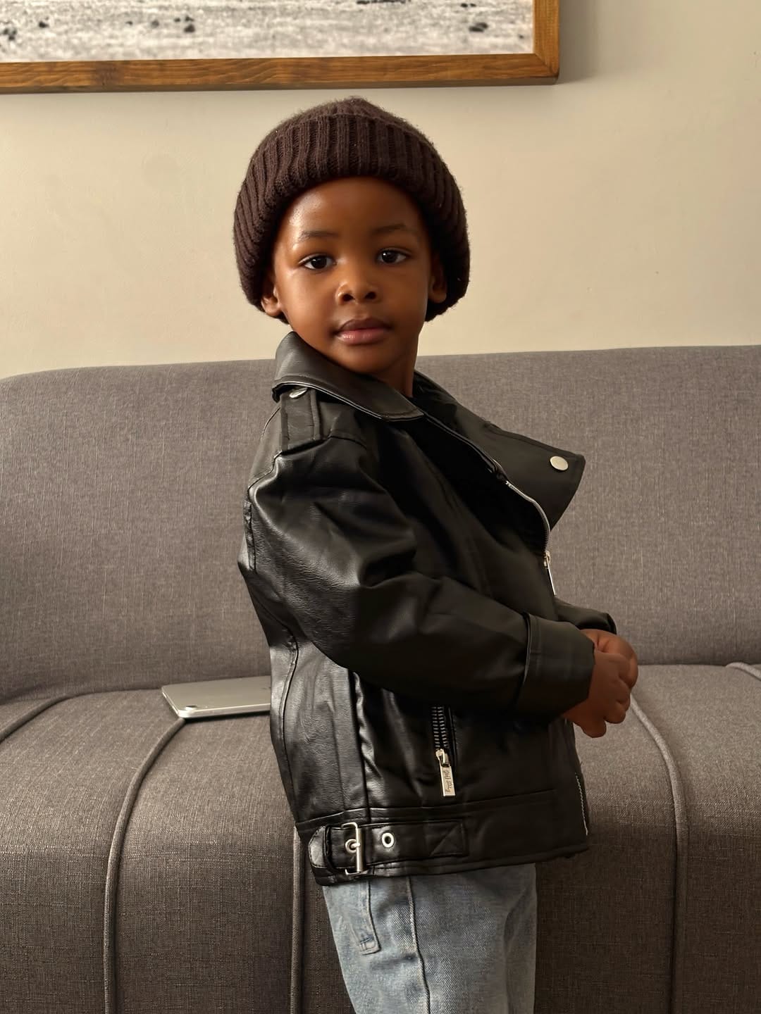 Post 7 by Siphosethu Mtamzeli on Instagram (carousel)