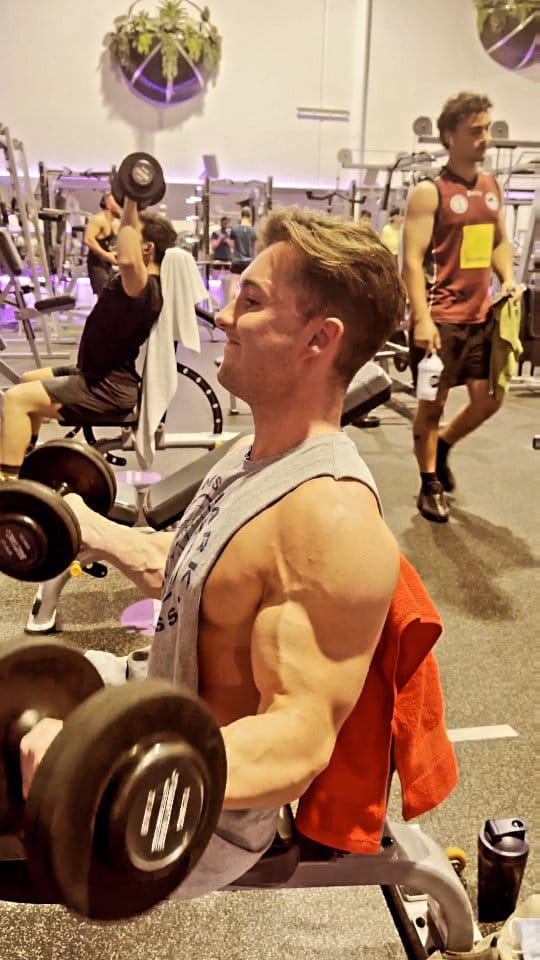 Post 8 by ROBBO TWINS on Instagram (video)