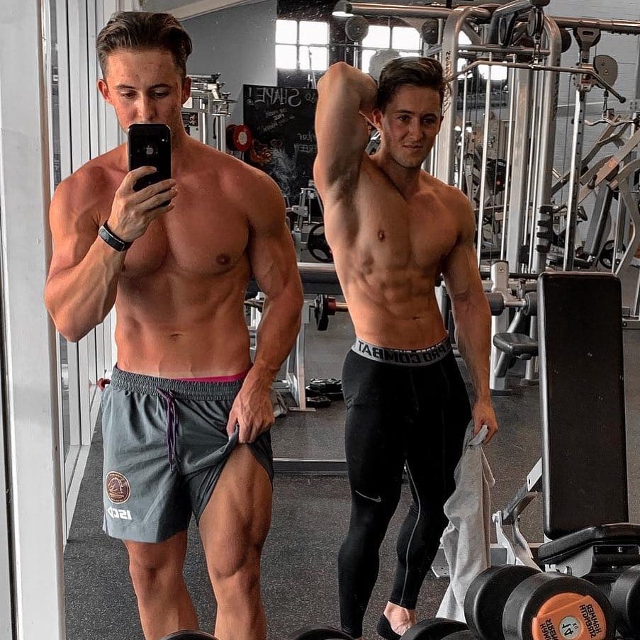 Post 3 by ROBBO TWINS on Instagram (image)