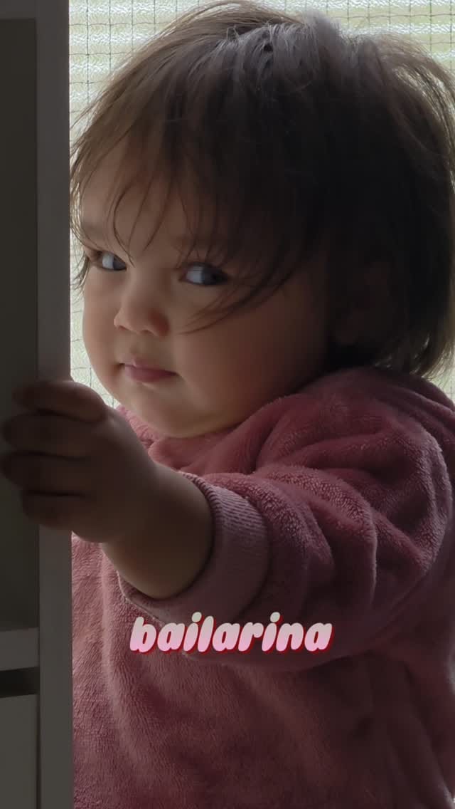 Post 1 by Yuna Estevam on Instagram (video)