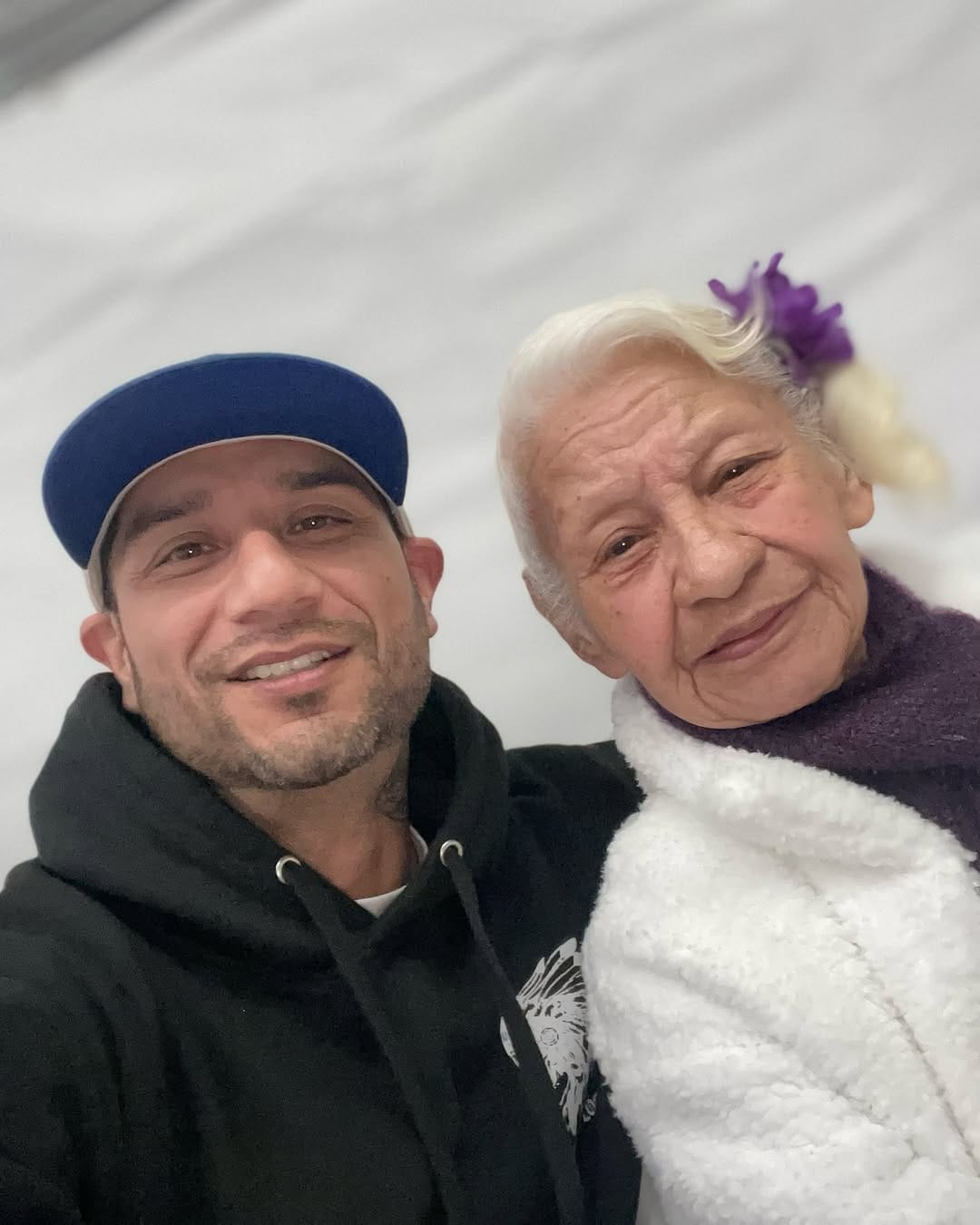 Post 5 by Gilbert Villalobos on Instagram (image)