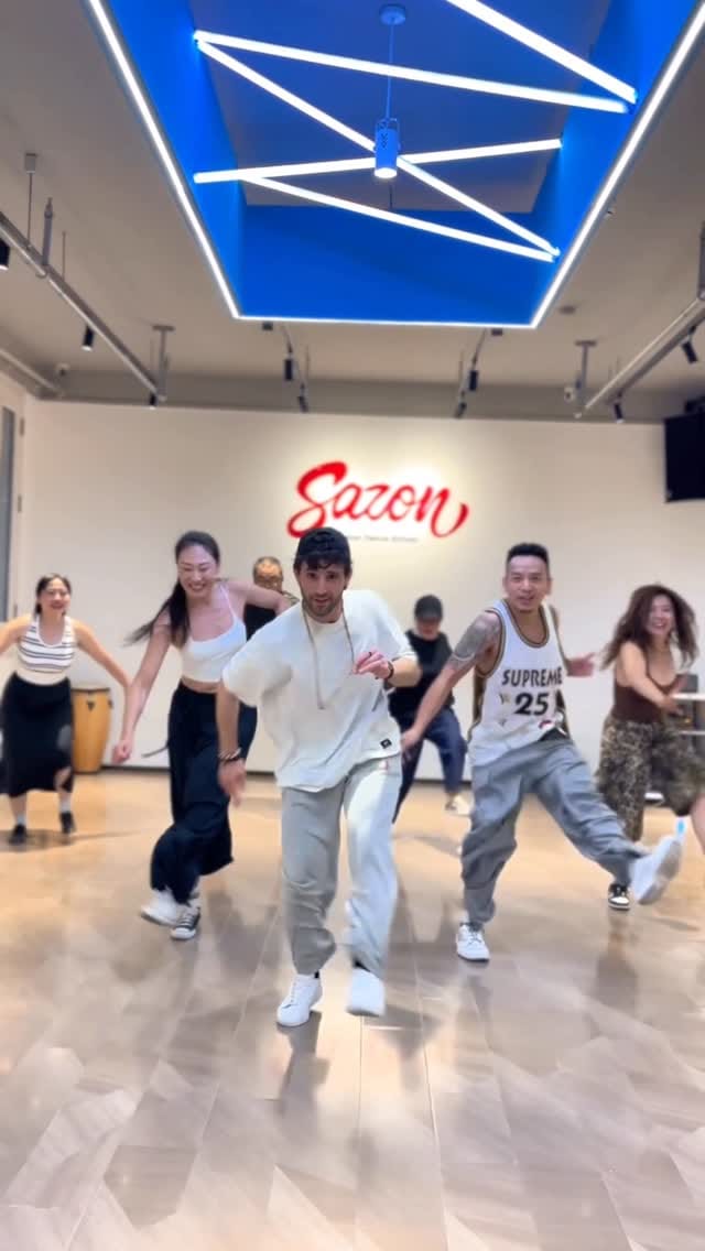 Post 6 by Yanan Xu on Instagram (video)