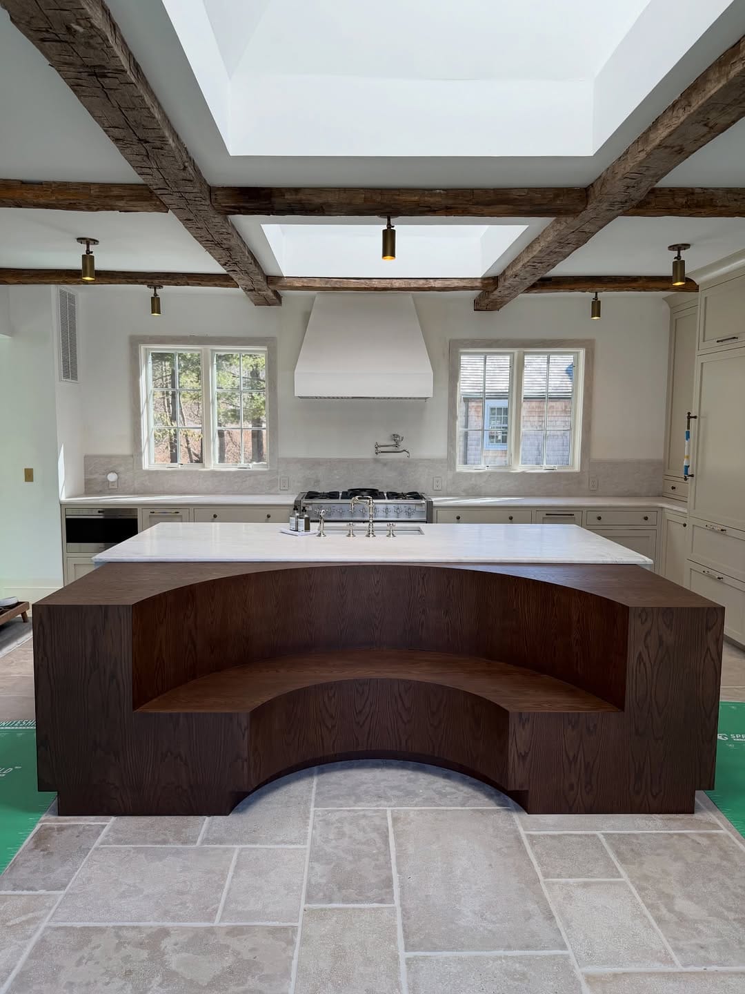 Post 4 by Elisa Baran, LLC | INTERIORS on Instagram (carousel)