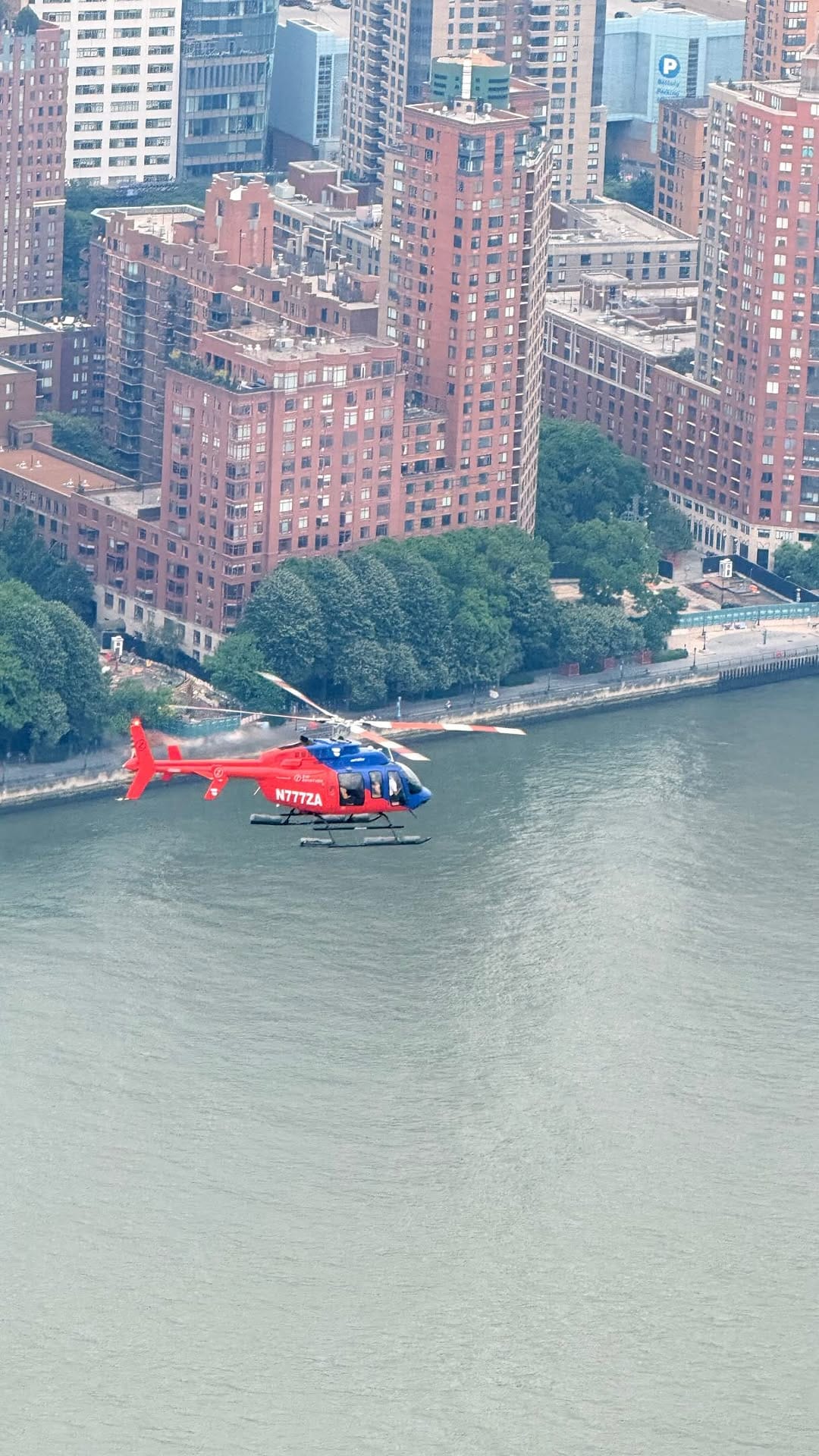 Post 1 by HTX Helicopters on Instagram (video)