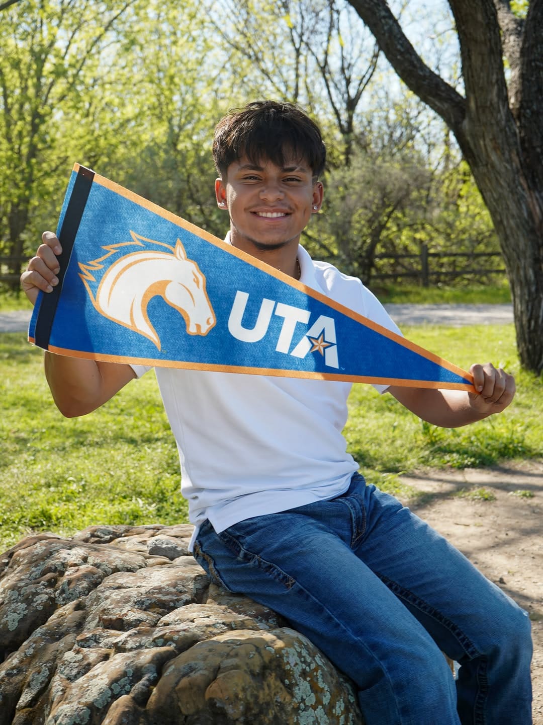 Post 2 by The University of Texas at Arlington on Instagram (image)