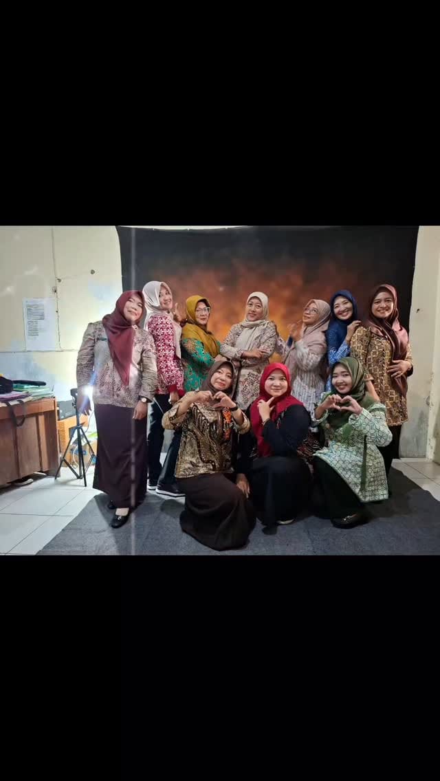 Post 8 by SMK N 1 Sayung on Instagram (video)