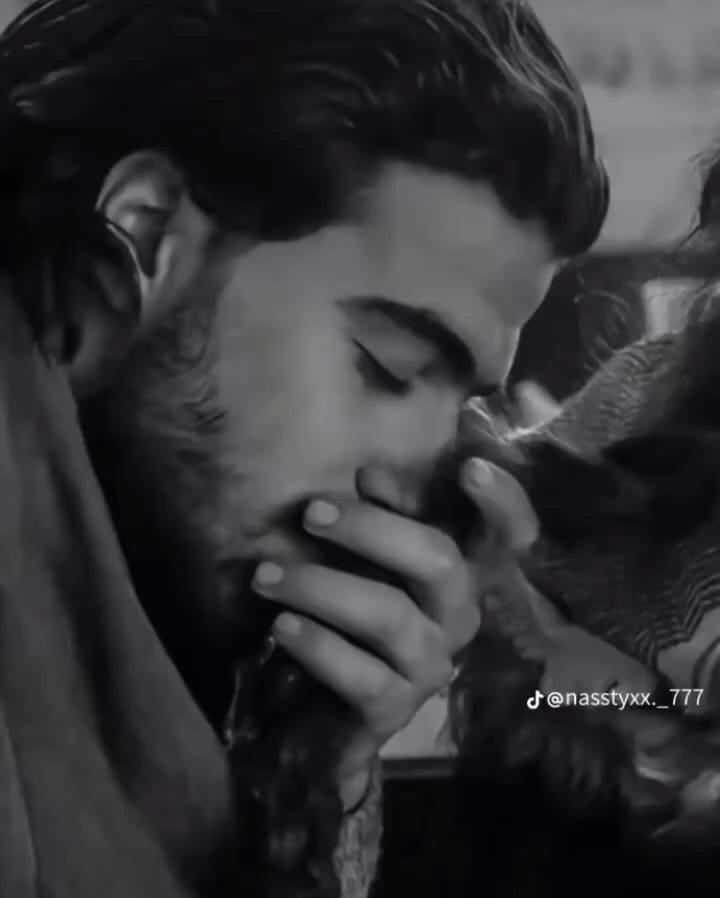 Post 3 by Ricci & Alex on Instagram (video)