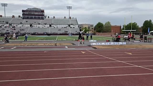 Post 8 by University of Chicago Athletics on Instagram (video)