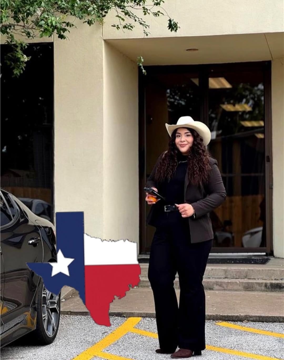 Post 3 by Jocelyn Almaguer on Instagram (image)