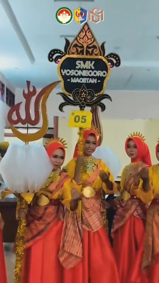 Post 1 by SMK Yosonegoro Magetan on Instagram (video)