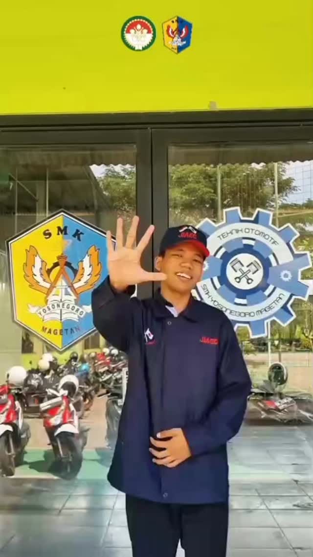 Post 5 by SMK Yosonegoro Magetan on Instagram (video)
