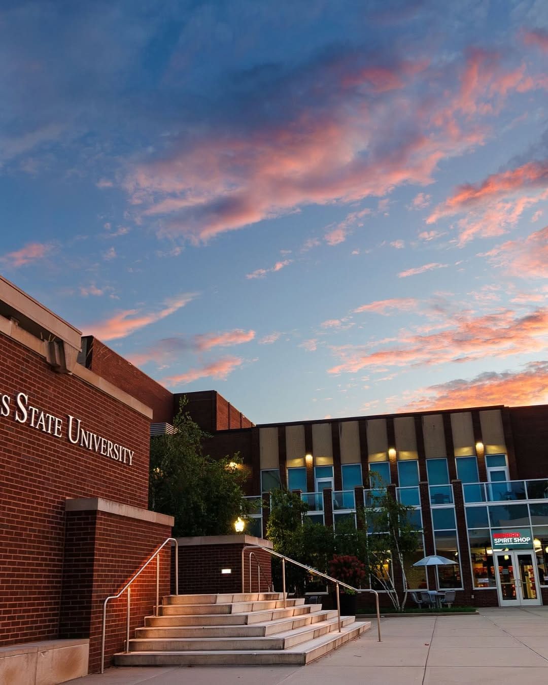 Post 9 by Admissions at Illinois State on Instagram (image)