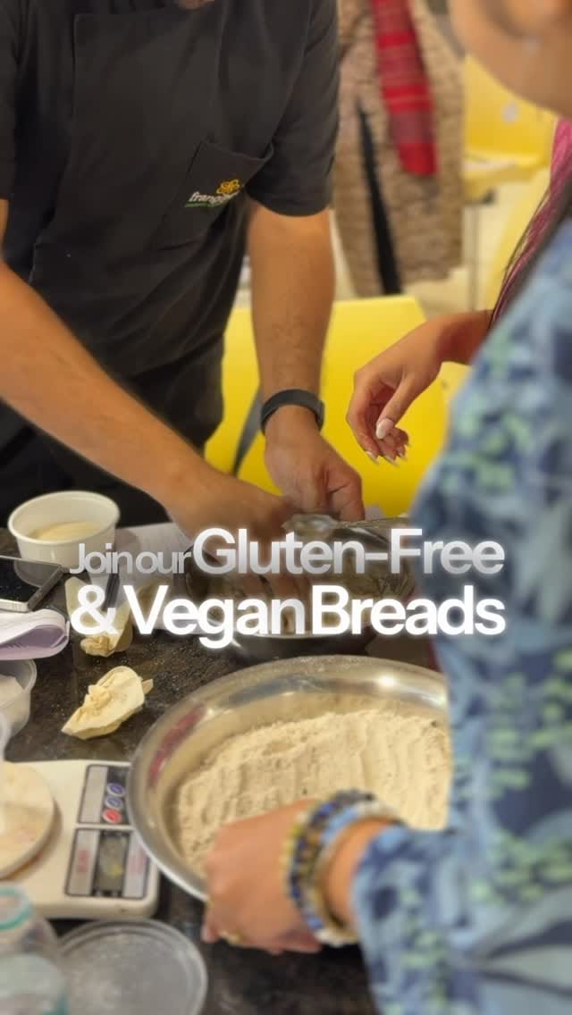 Post 7 by Piyus Arya - Baking & Cooking Classes on Instagram (video)