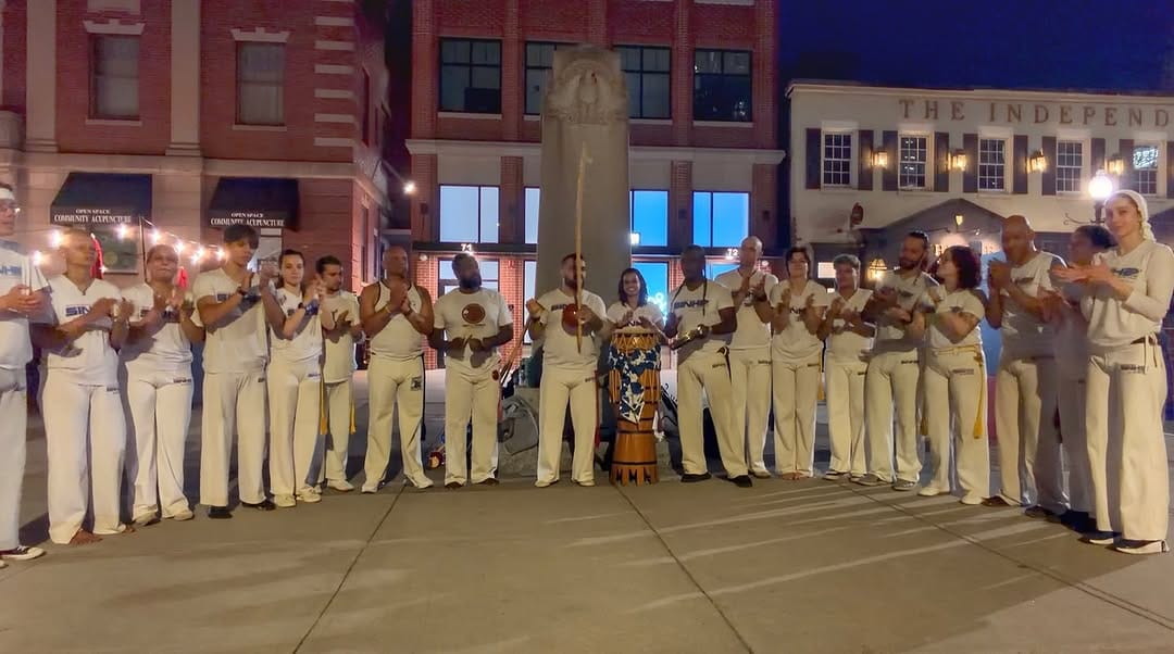 Post 3 by SINHÁ CAPOEIRA BOSTON on Instagram (image)