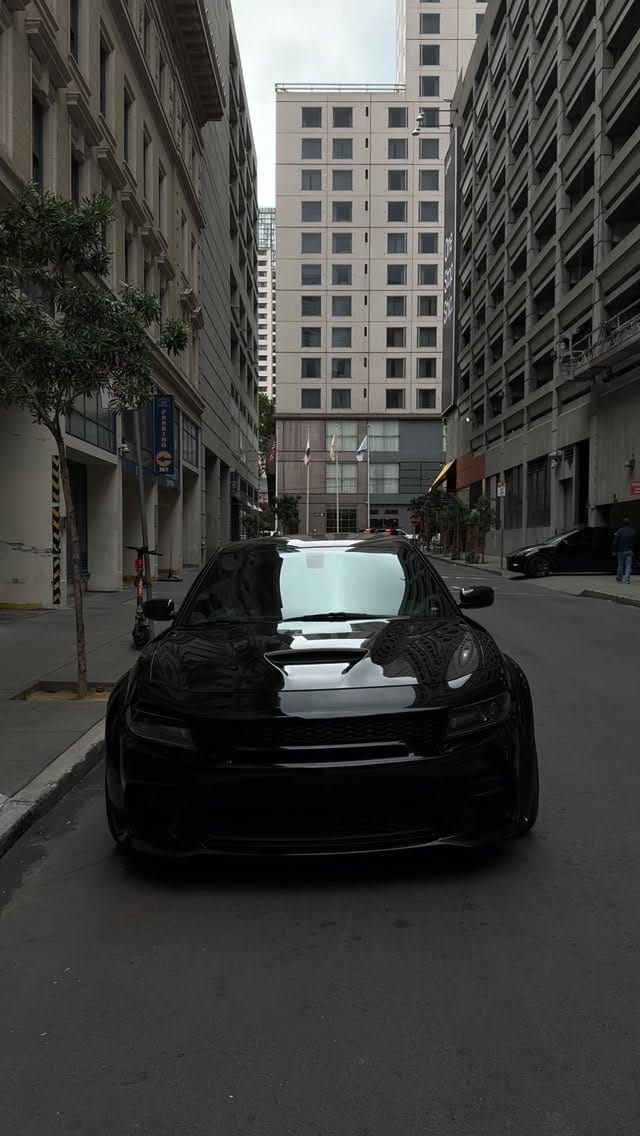 Post 3 by Kap on Instagram (video)