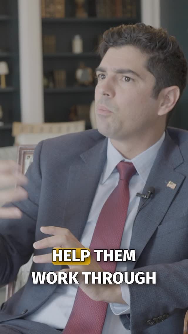 Post 4 by New College of Florida on Instagram (video)