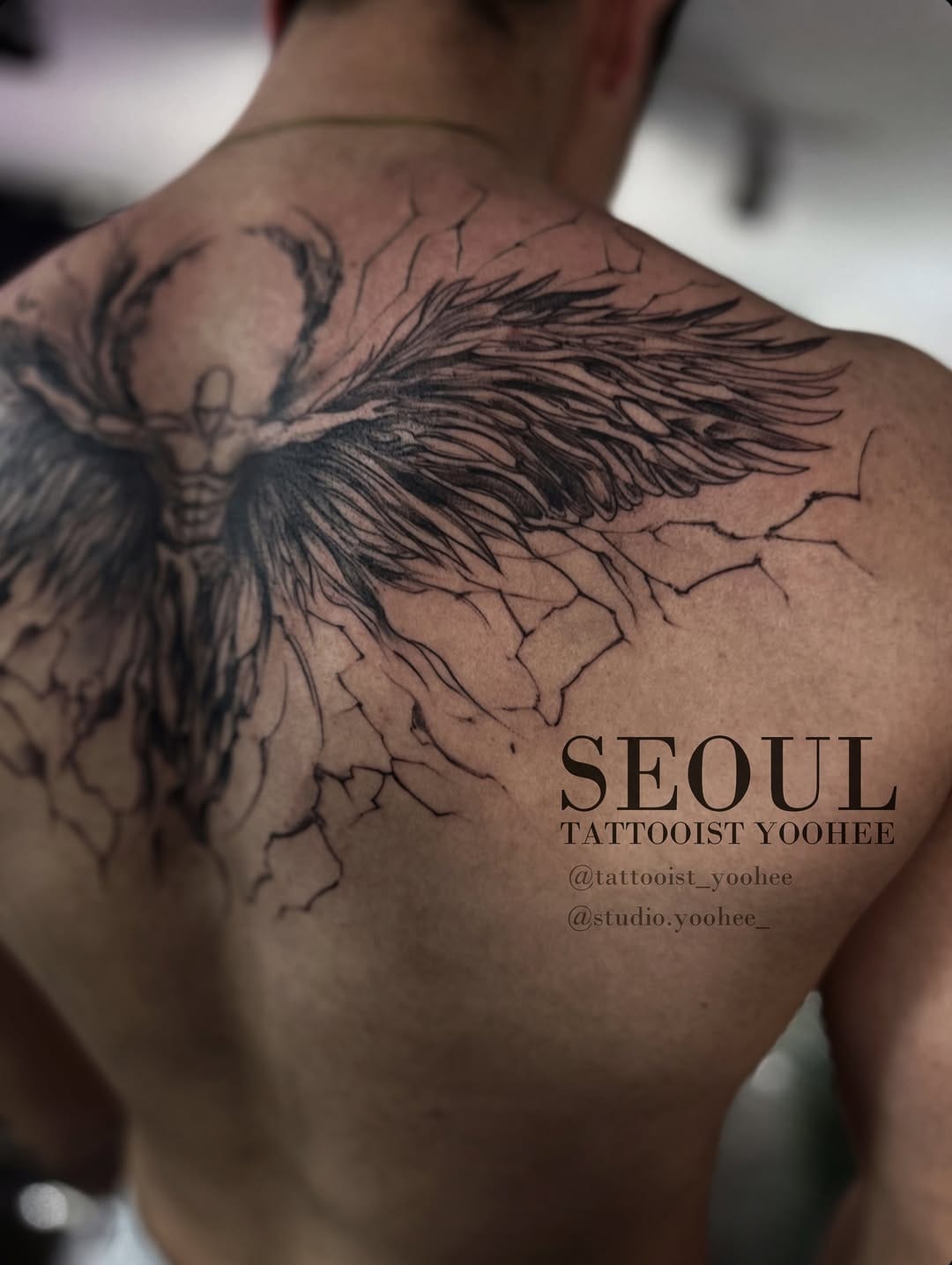 Post 3 by 부산타투 서면타투 & 유희 블랙워크 YOOHEE on Instagram (carousel)
