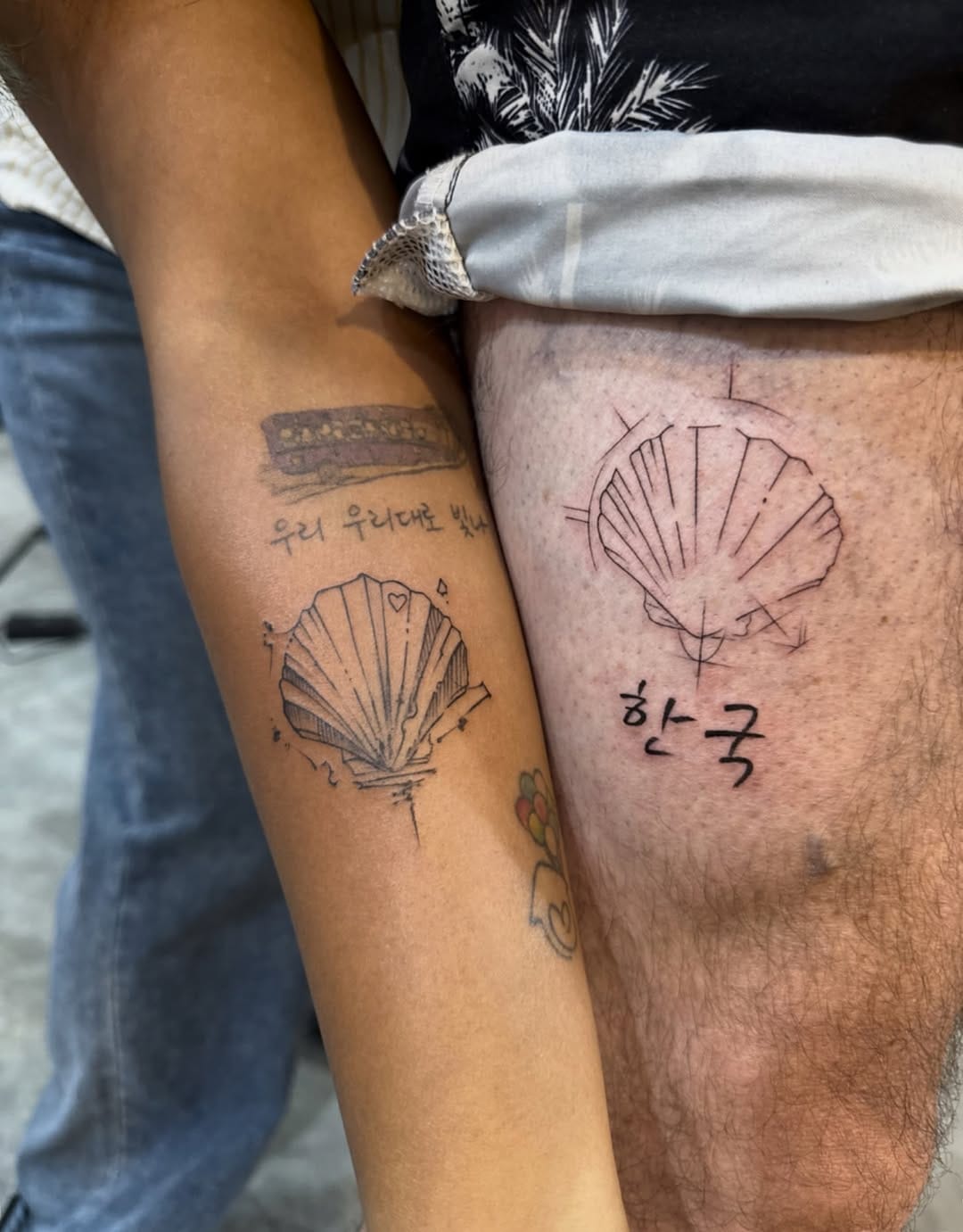 Post 4 by 부산타투 서면타투 & 유희 블랙워크 YOOHEE on Instagram (carousel)