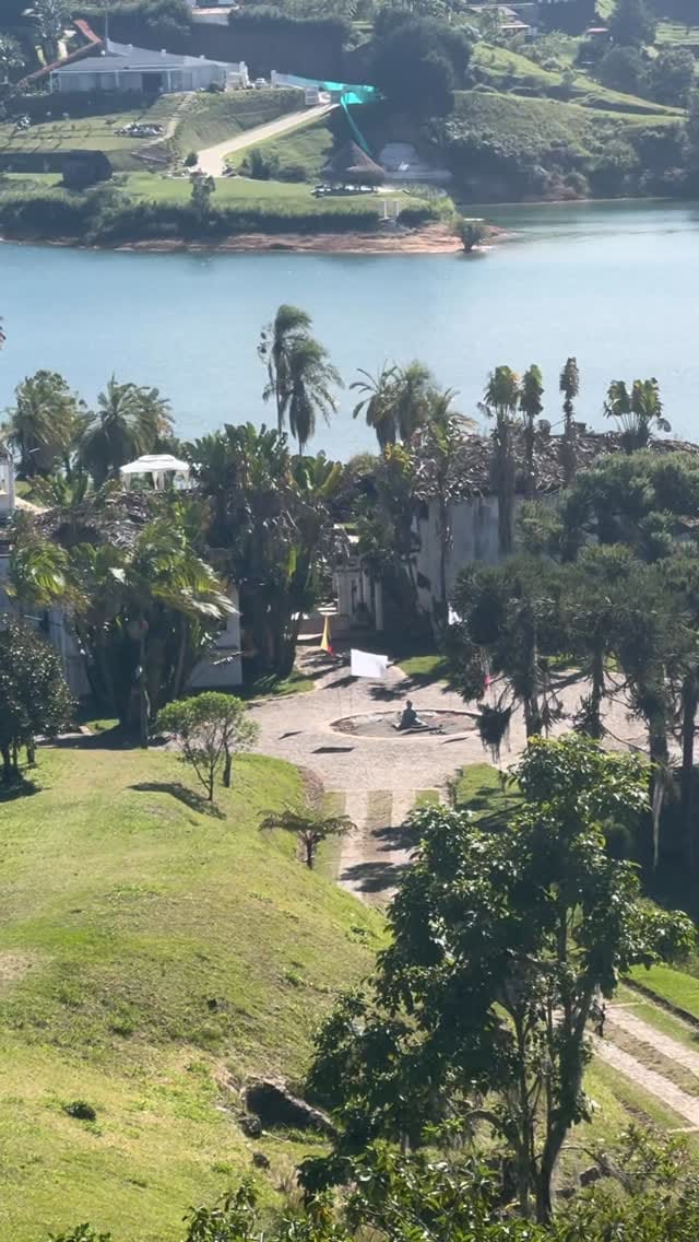 Post 4 by @_julianortiz on Instagram (video)