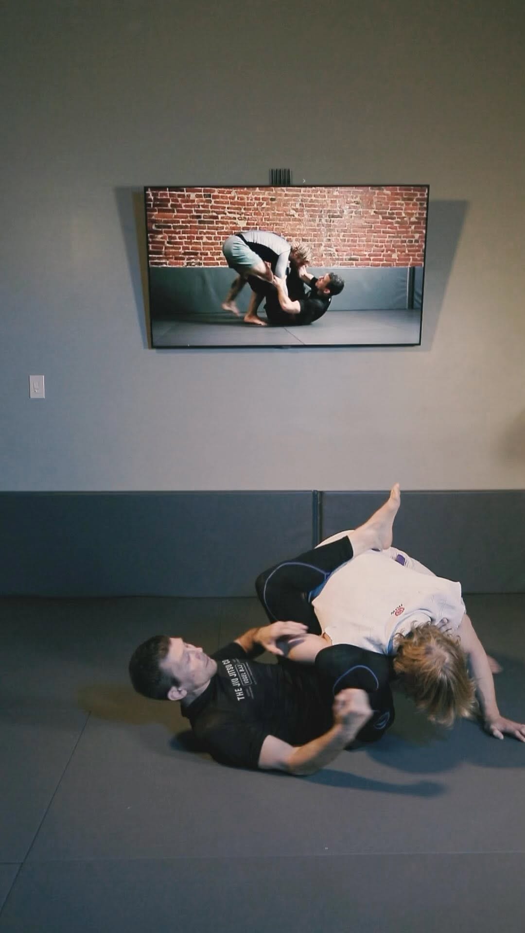 Post 10 by The Jiu Jitsu Company on Instagram (video)