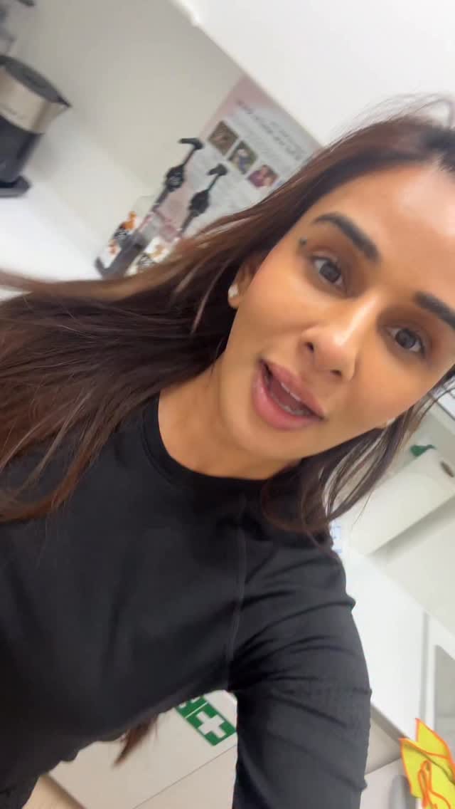 Post 7 by Dr Anjuli Patel BDS MFDS on Instagram (video)