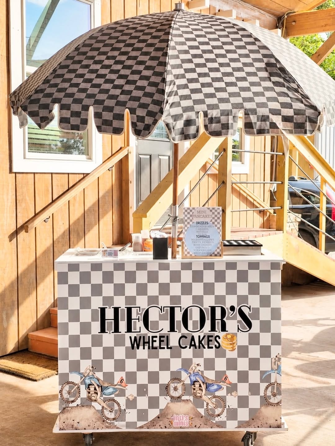 Post 7 by Inti’s Minis Snack Carts on Instagram (image)