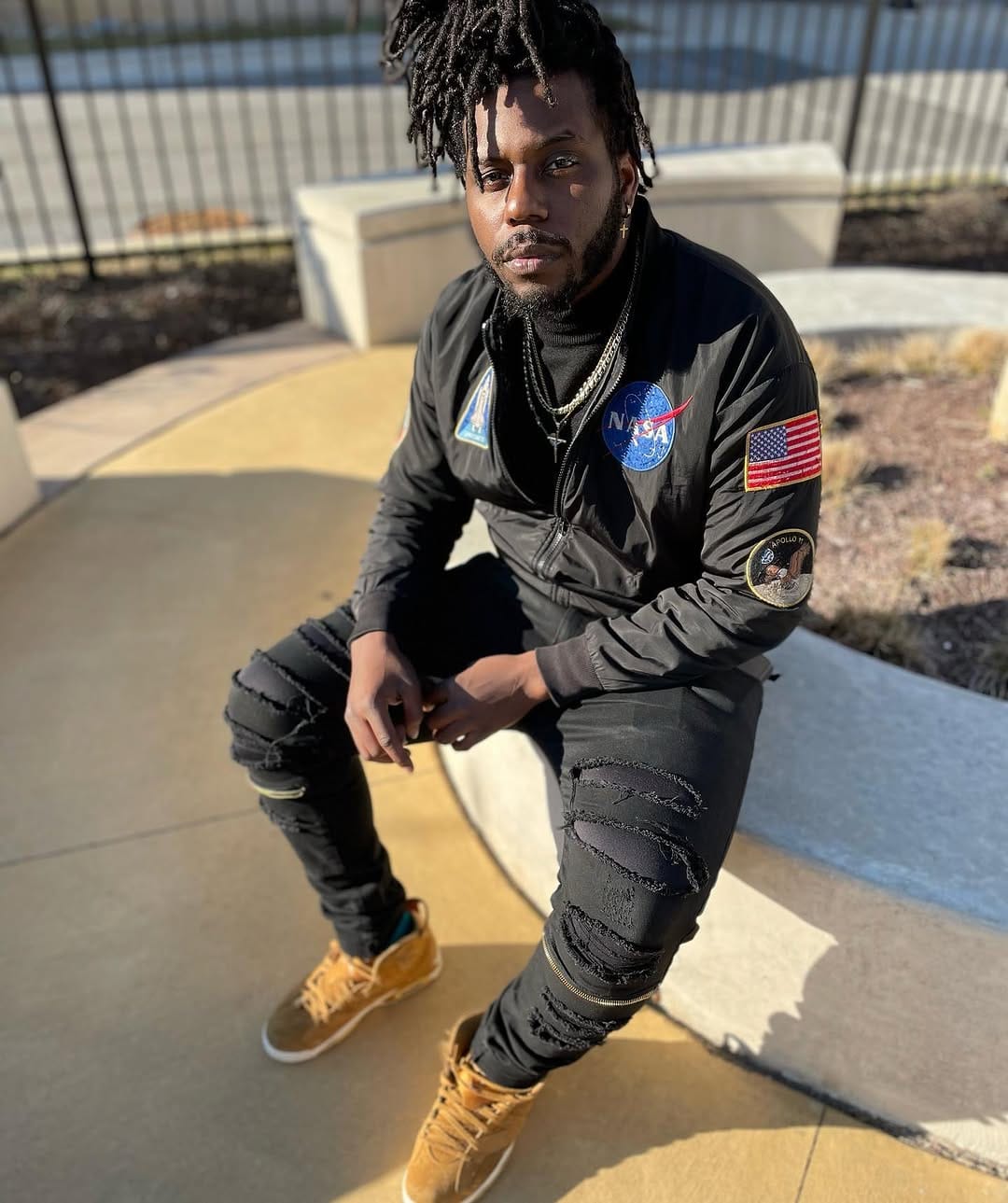 Post 4 by @dreadhead_supreme on Instagram (carousel)