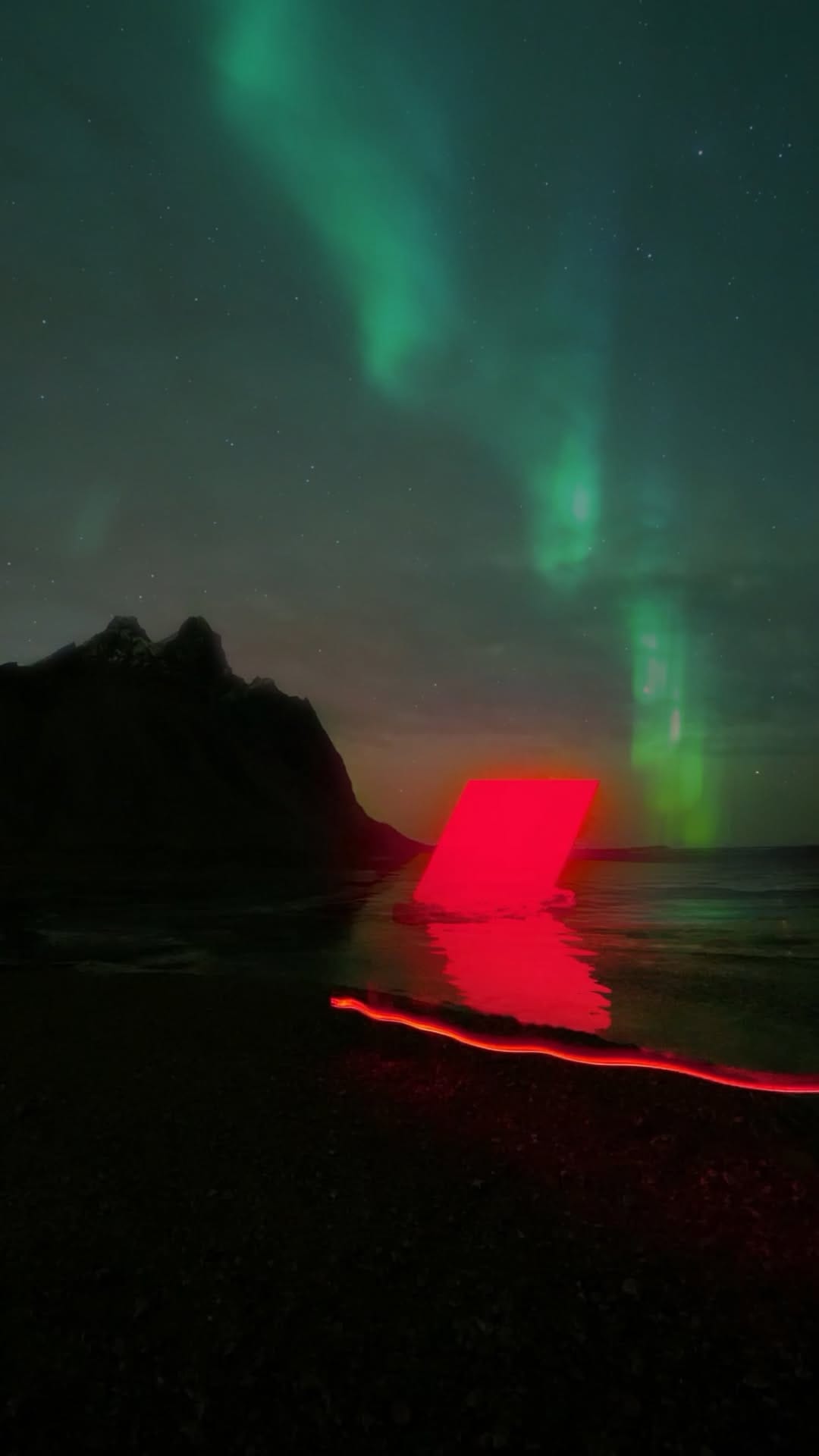 Post 5 by Ian Padgham on Instagram (video)