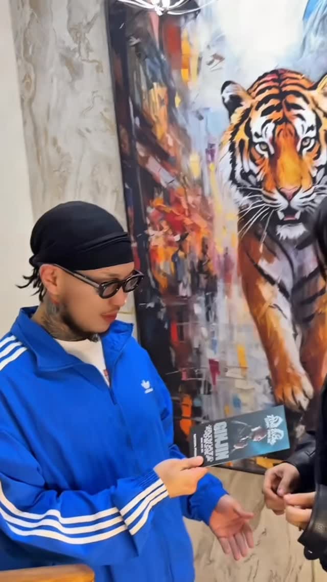Post 2 by Bayarmaa Huselbaatar on Instagram (video)